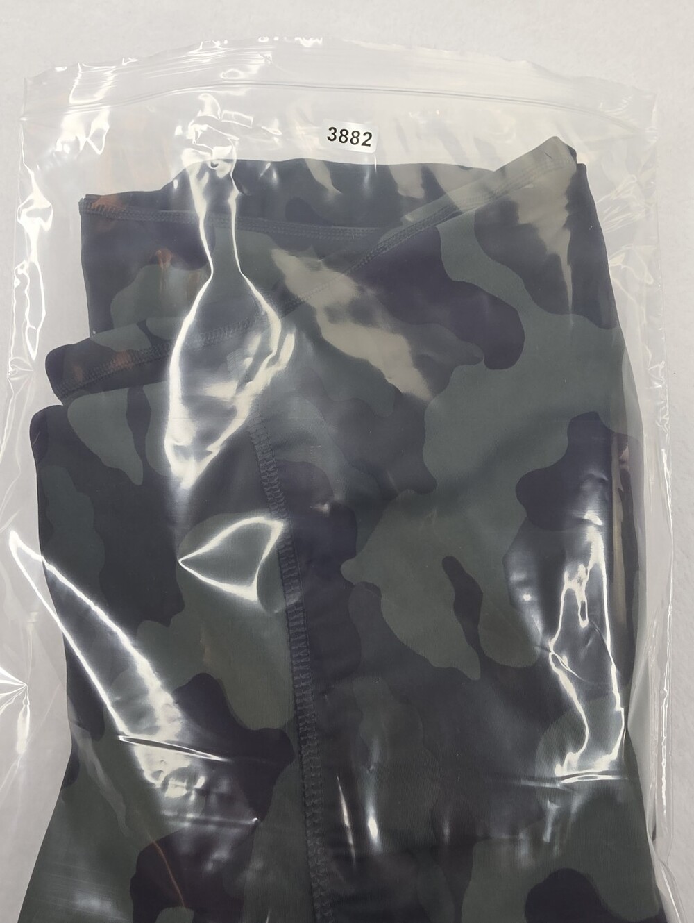 Old Navy Active Women's High Rise Powersoft Cargo Joggers Camo Green XL B-3882 - Picture 11 of 11